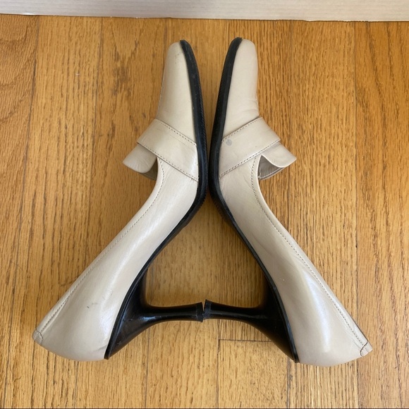 Enzo Angiolini || EA Flexo; Toe Buckle; Leather Kitten Heels; Size 6 1/2M - Picture 12 of 17